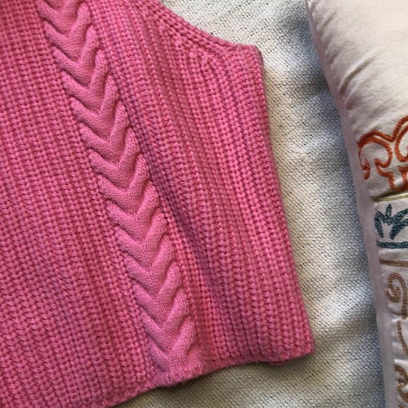 Fashion nova pink turtle neck crop sweater - Picture 3 of 8